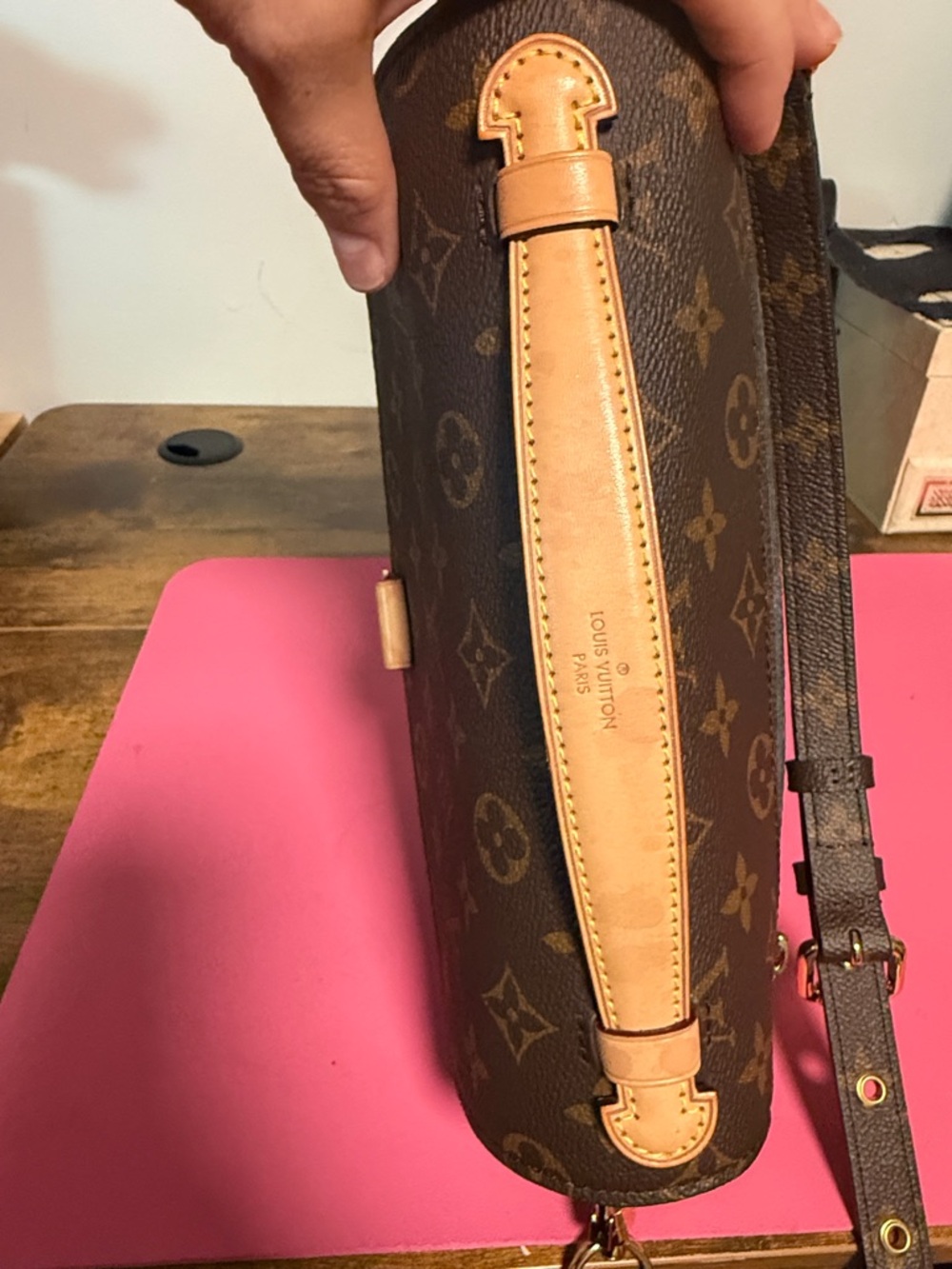 Louis Vuitton Monogram Pochette Métis Satchel in Brown and Tan - Picture 3 of 14